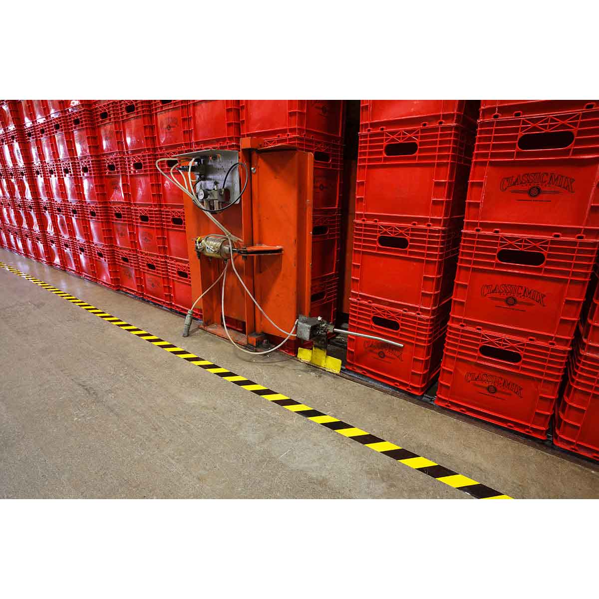 Bodenmarkierung - 50,8mm Schwarze und Gelbe Toughstripe Polyester