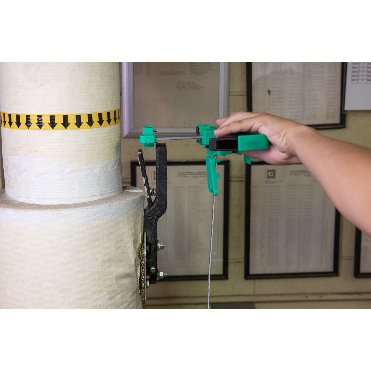 Kabelklemmverriegelung