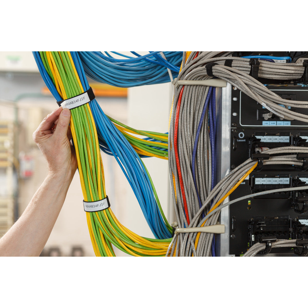 BradyGrip® bedruckbare Klettband-Endlosetiketten mit VELCRO® Brand Hook Klettband für J2000 Drucker