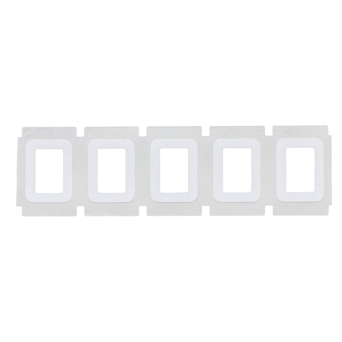 Ein transparentes Polyesteretikett mit einem weißen Kleberand