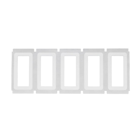 Ein transparentes Polyesteretikett mit einem weißen Kleberand