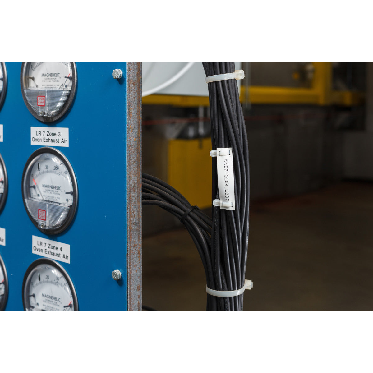 Heavy-duty cable tag in a convenient, pre-punched format