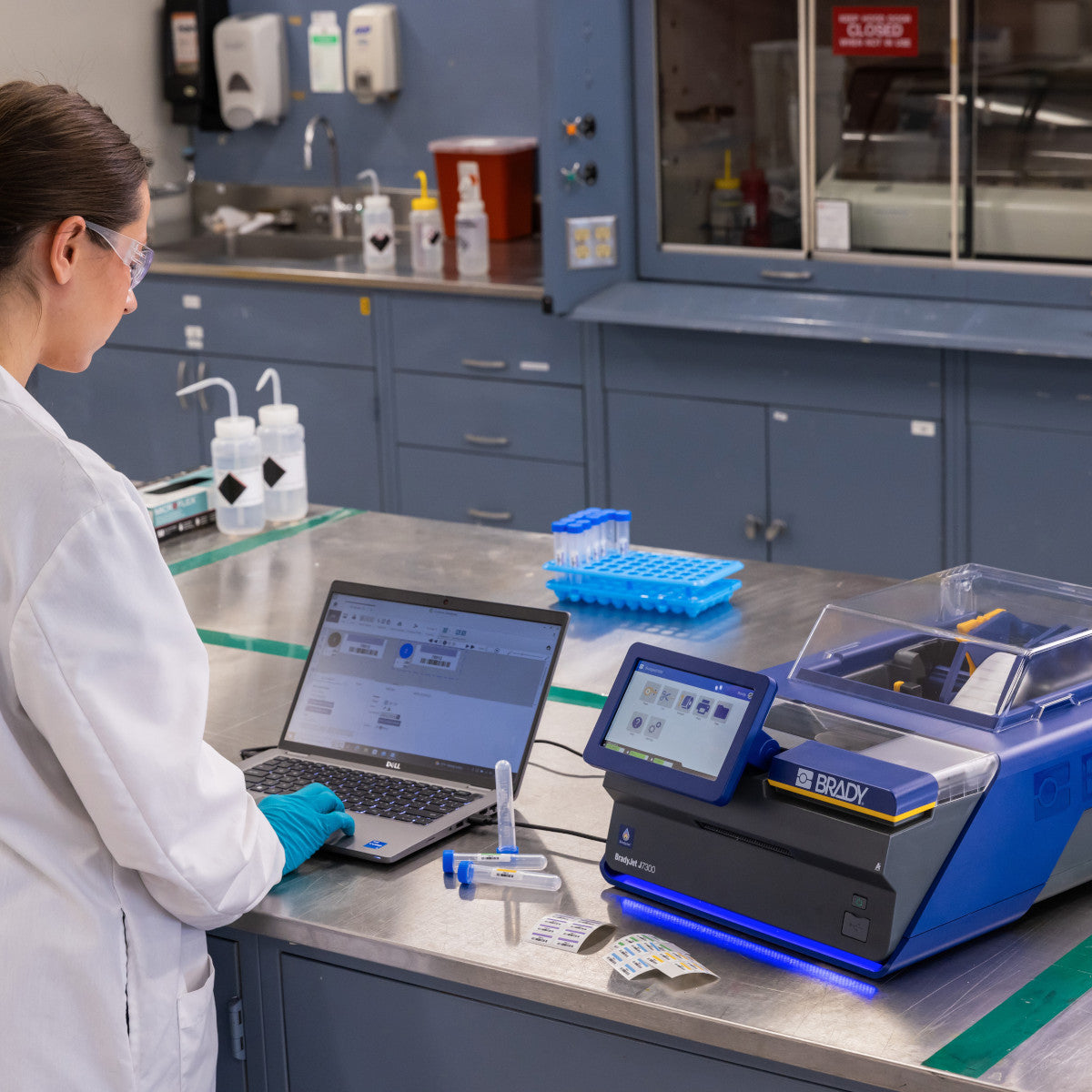 BradyJet™ J7300 Farbetikettendrucker, WLAN, EU