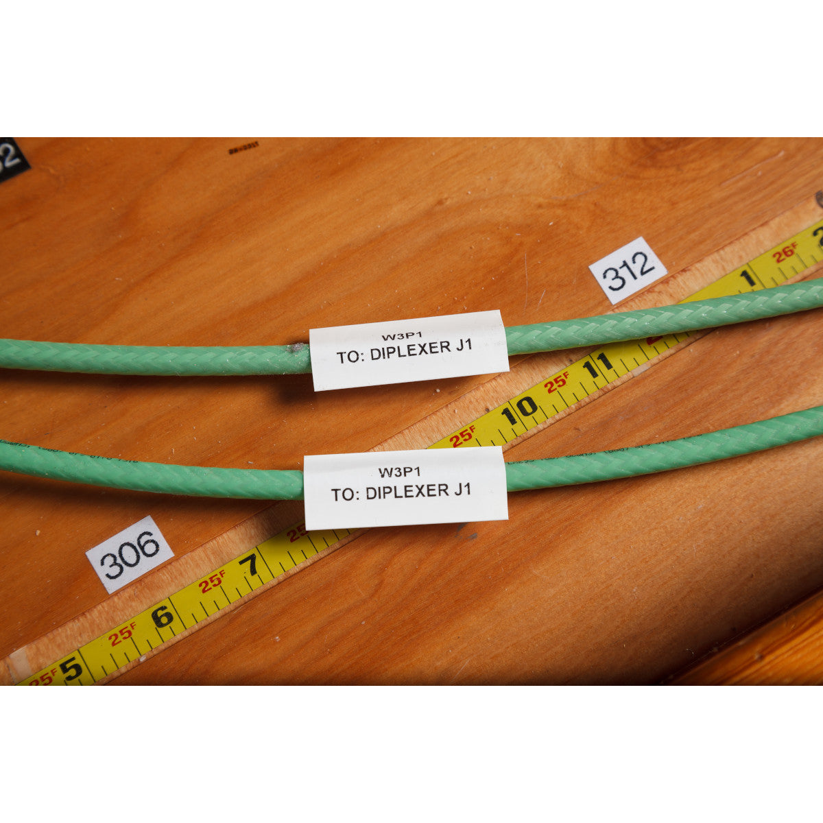 Industrietaugliche Schrumpfschläuche für die Kabelkennzeichnung