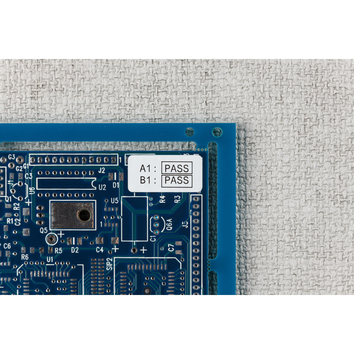 Für den Thermotransferdruck geeignete, spannungsableitende Polyimid-Etiketten