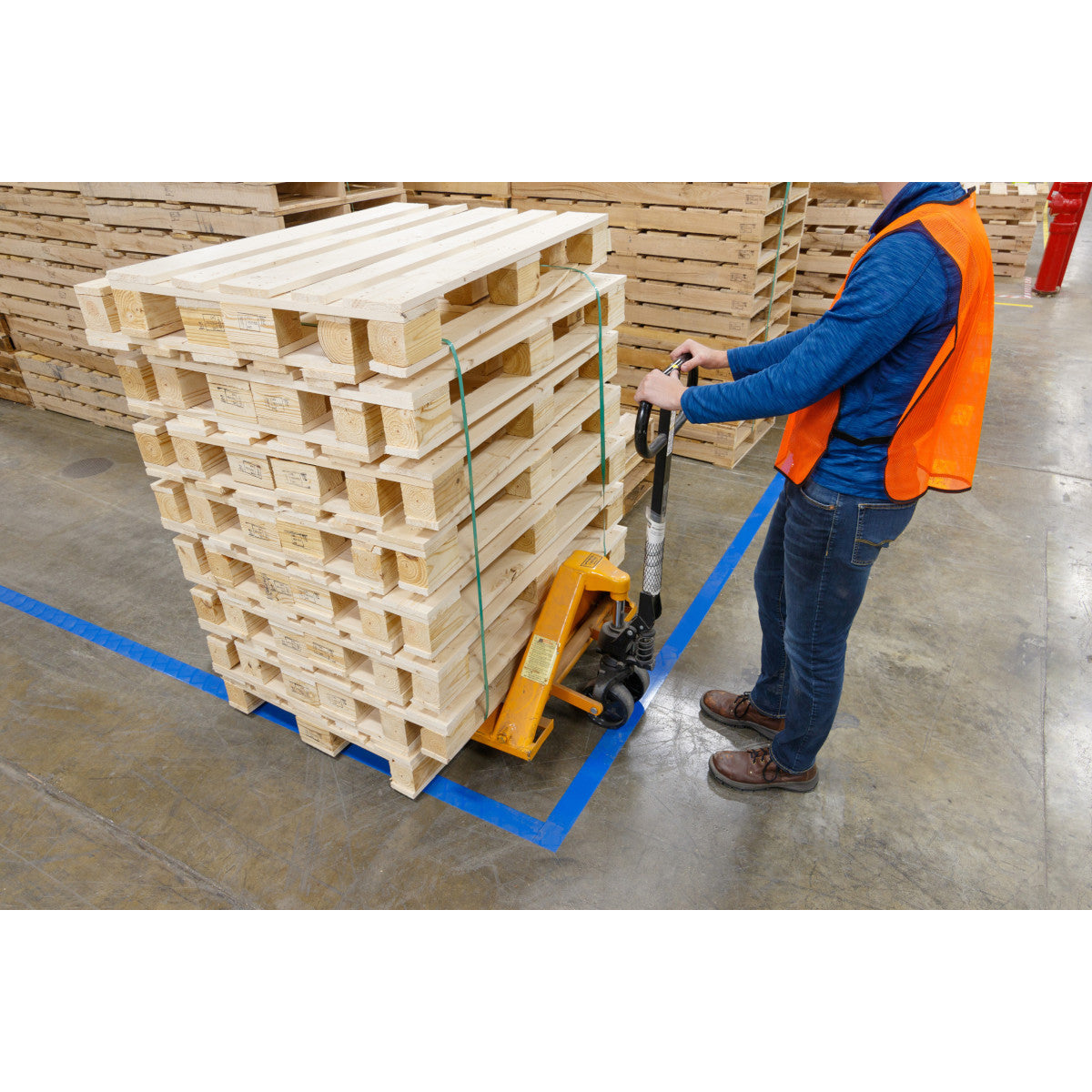 ToughStripe Max gestreiftes Bodenmarkierungsband - 50,80 mm, rot/gelb