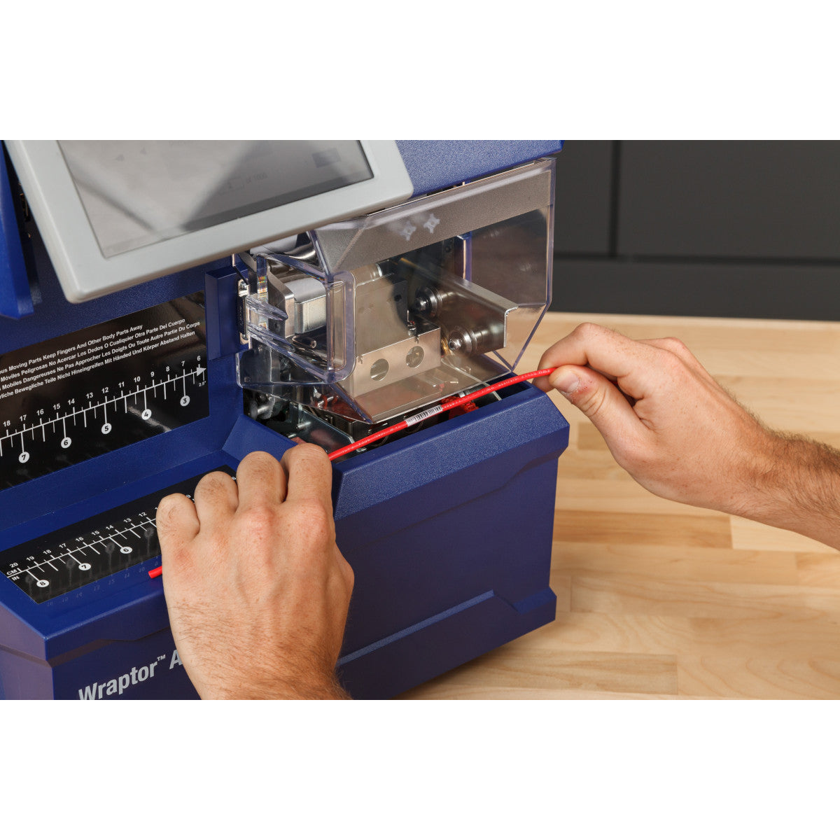 Self-laminating Wraptor vinyl labels