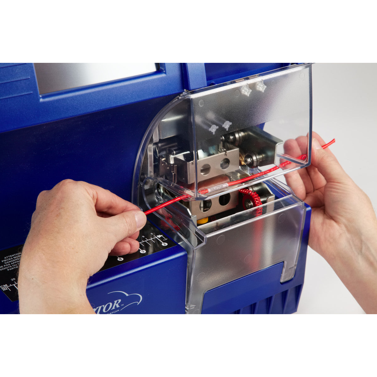 Self-laminating Wraptor vinyl labels