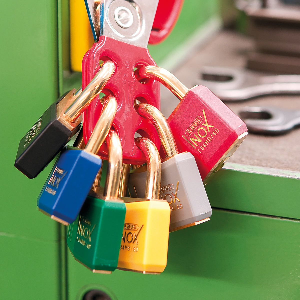 Messingschlösser, 43 mm, Korrosionsschutz, Grün (12/Packung)