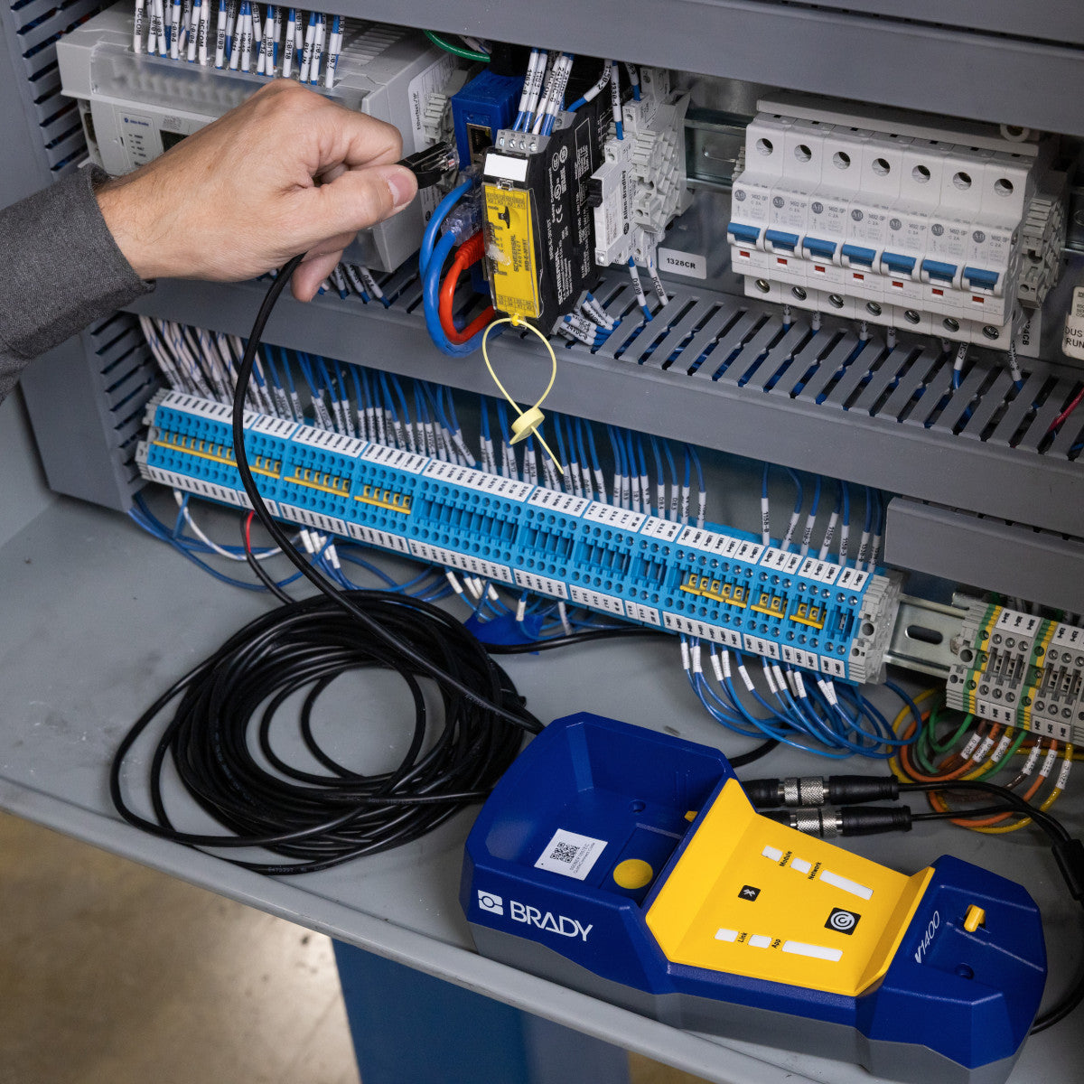 Station de base Ethernet V1400 pour l'industrie européenne