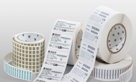 Etikettenmaterial – Warum das richtige Material entscheidend ist