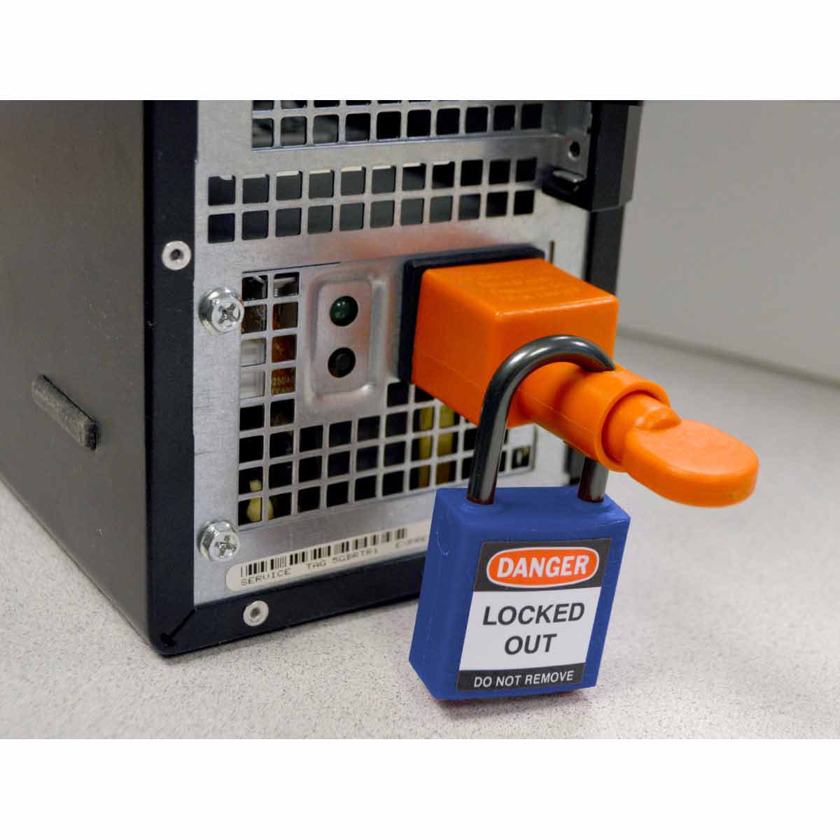 Abnehmbare Lockout-Vorrichtung für Netzkabelstecker