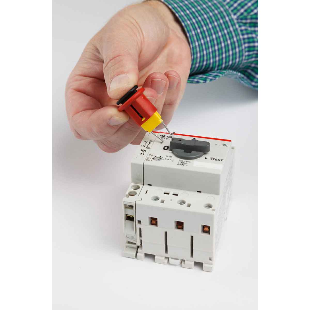 Miniatur-Verriegelungssystem für Schutzschalter, Typ POW (ABB MS325)