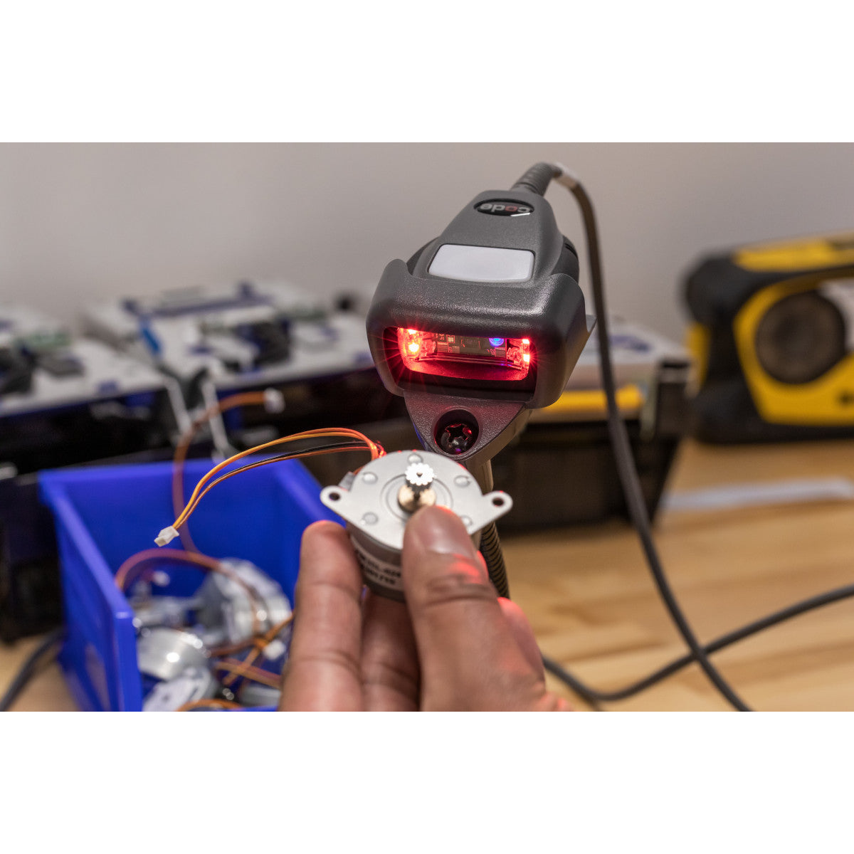 Lecteur de codes-barres CR1100 avec support