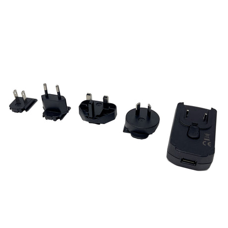 Internationales Code-USB-Netzteil mit Adapterclips für US/EU/UK/AU