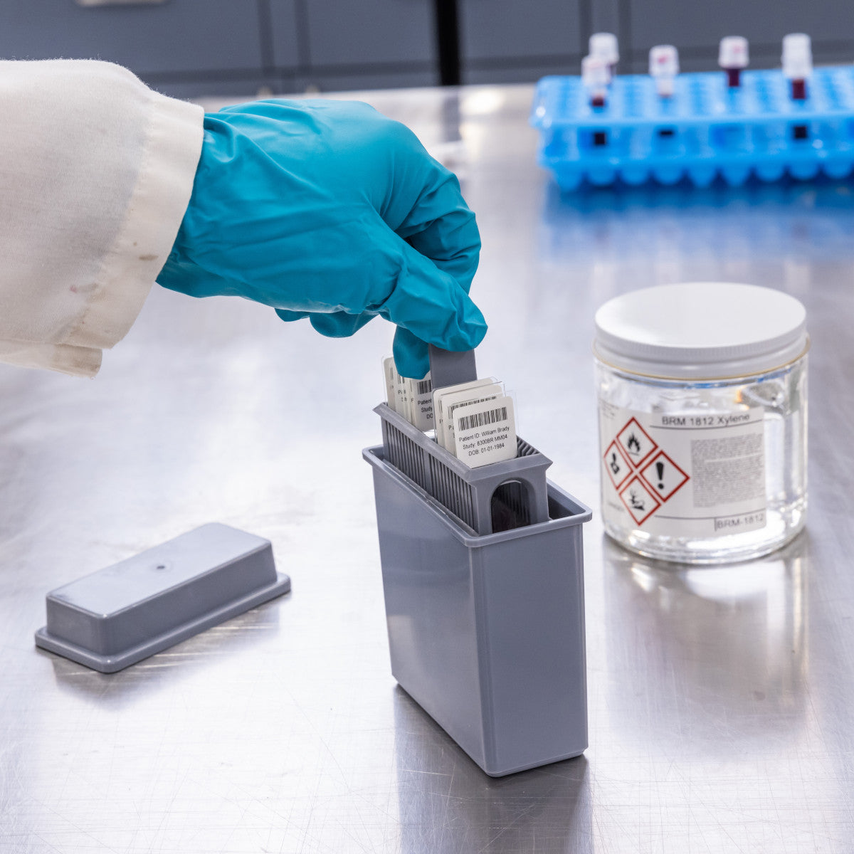 B33 Series voltage-dissipating and glossy polyimide labels