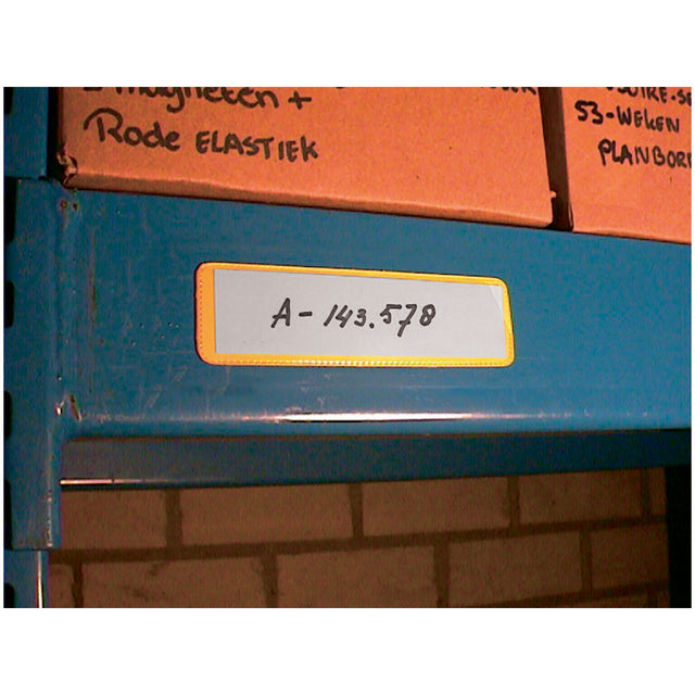 Kleine Einschubhüllen mit magnetischen Streifen