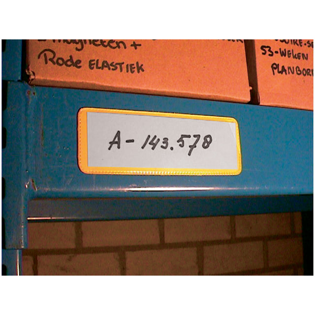 Kleine Einschubhüllen mit magnetischen Streifen