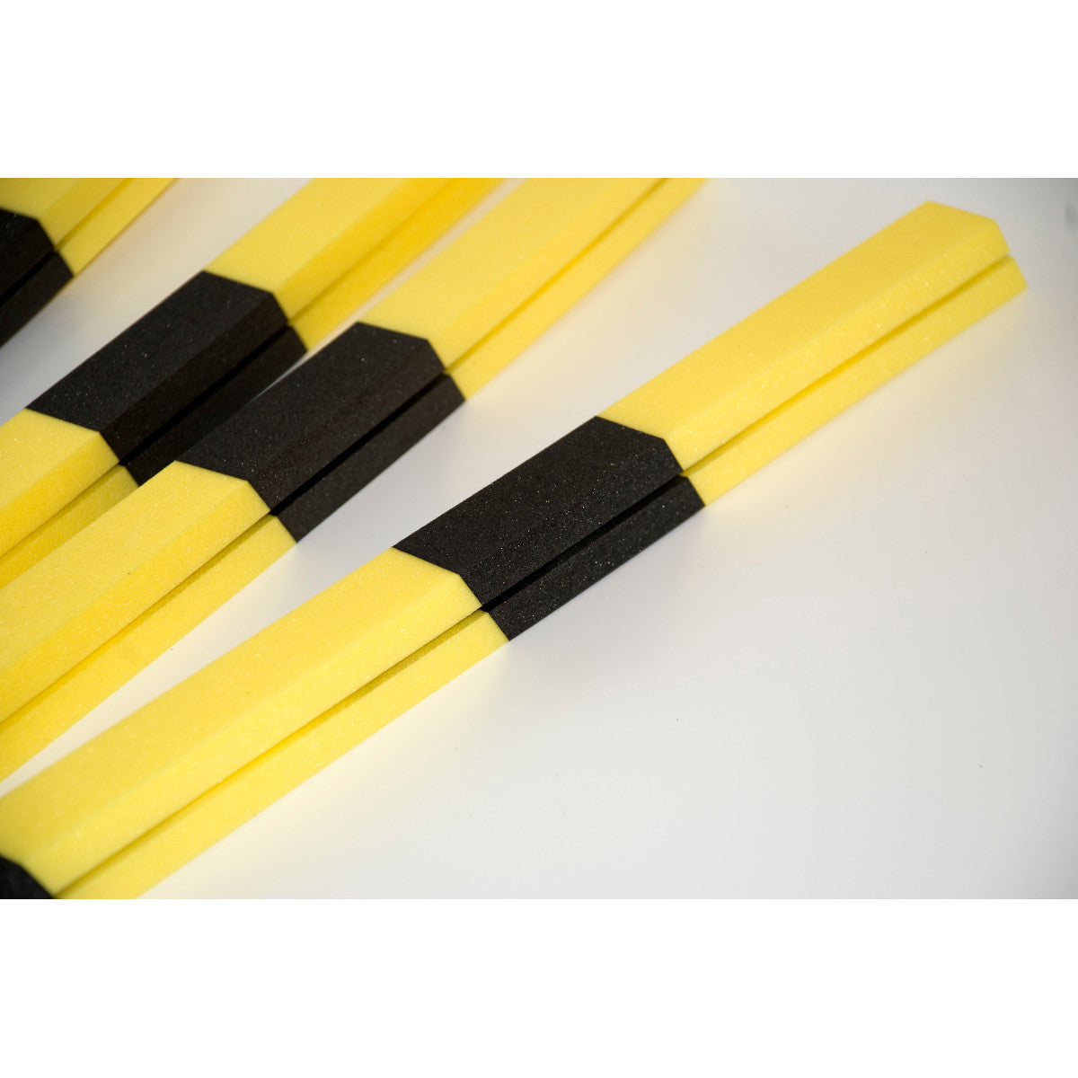 Kantenschutz, selbstklebend, 660 x 28 x 29 mm