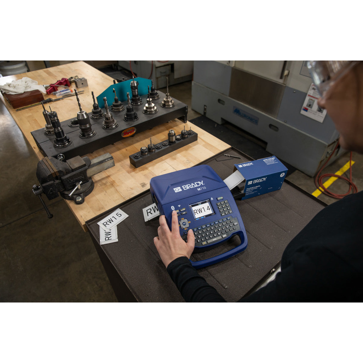 Suite de postes de travail M710 QWERTZ EU WiFi, BT et Brady
